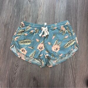 RVCA lounge shorts XS